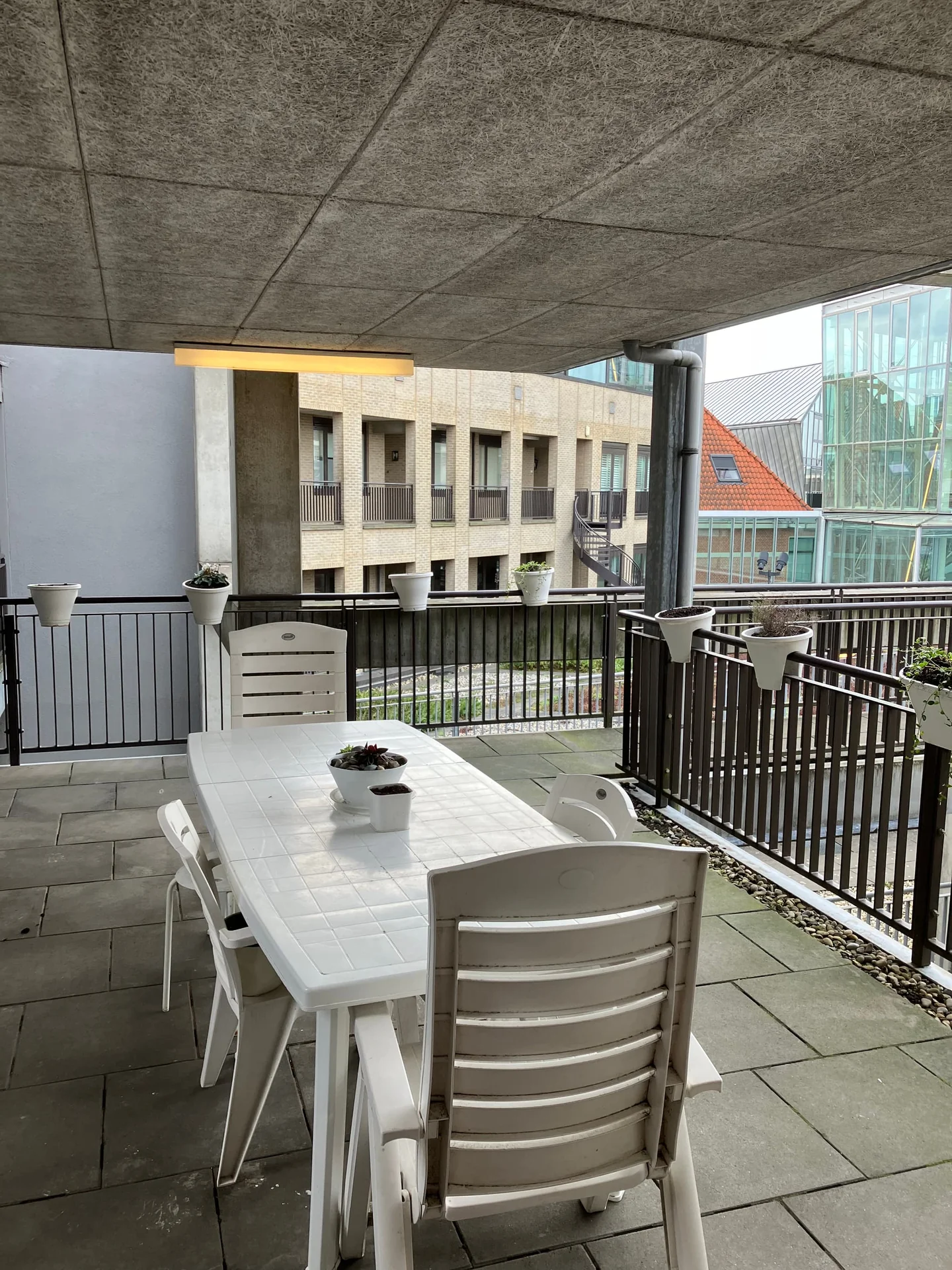 geblurde versie van de foto als achtergrond