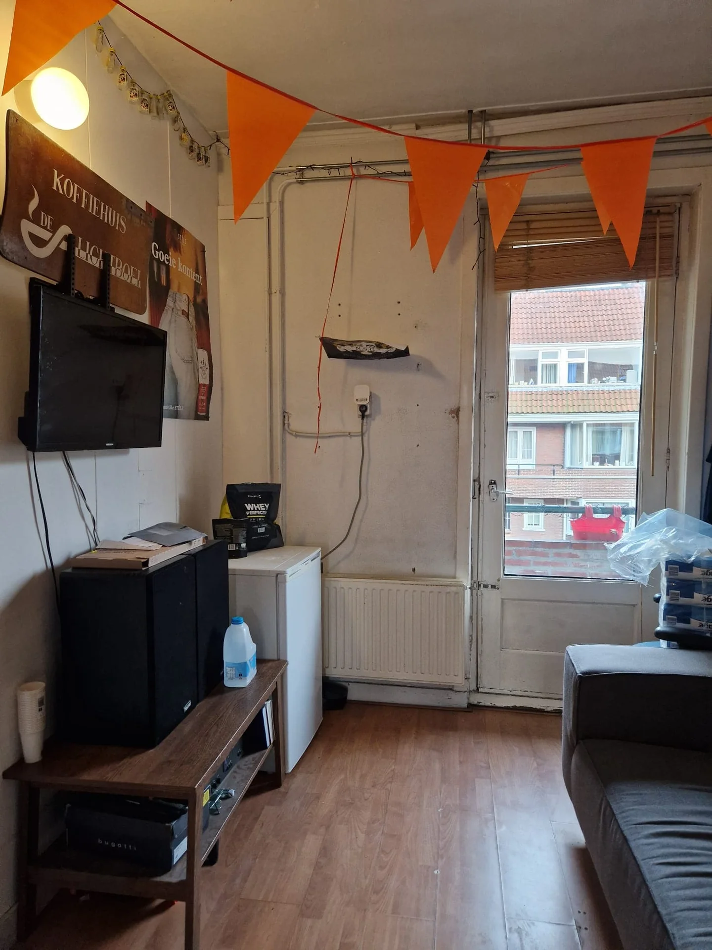 geblurde versie van de foto als achtergrond