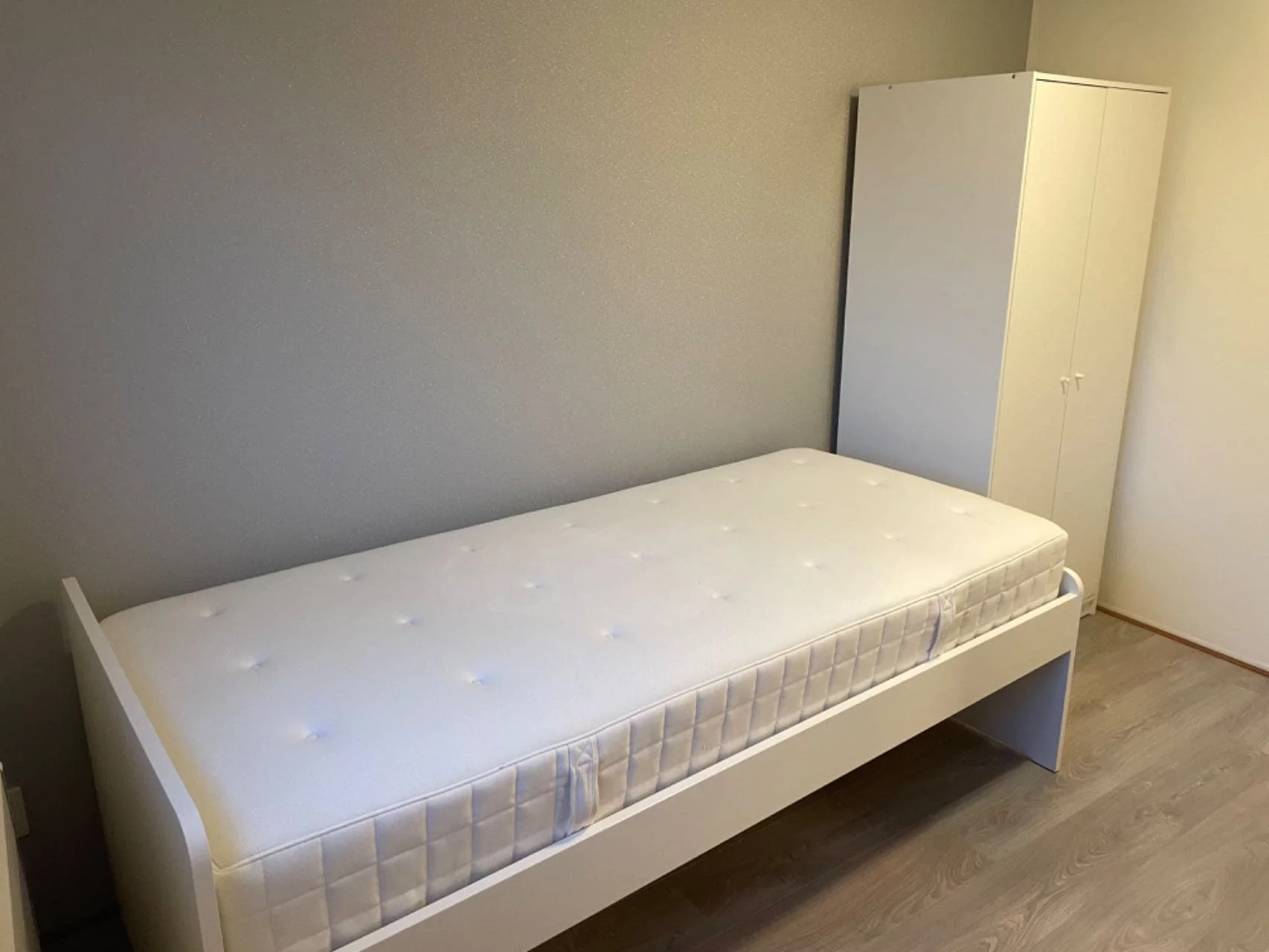 Foto van de Kamer gelegen aan de Puccinistraat in Capelle aan den IJssel