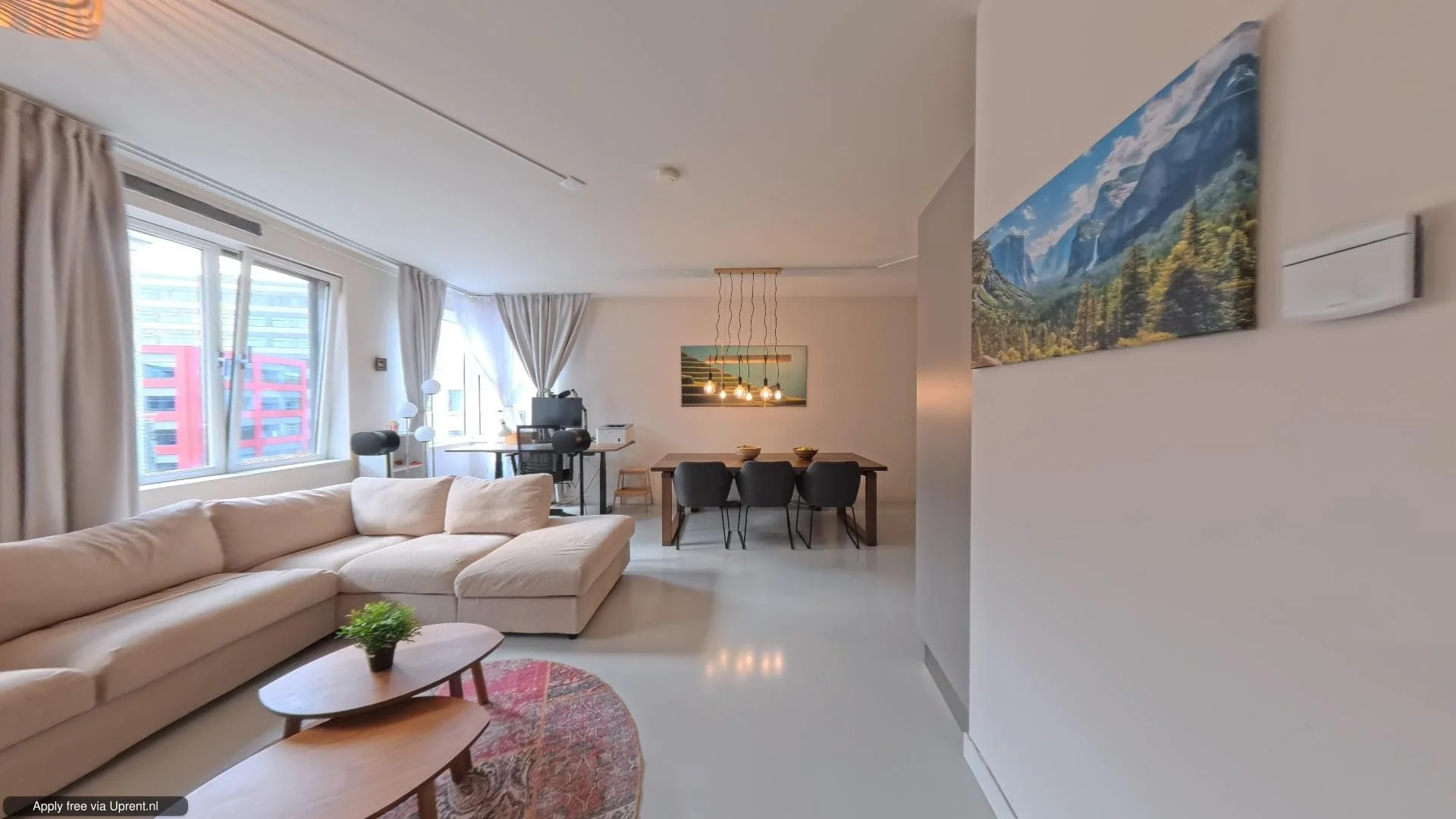 geblurde versie van de foto als achtergrond