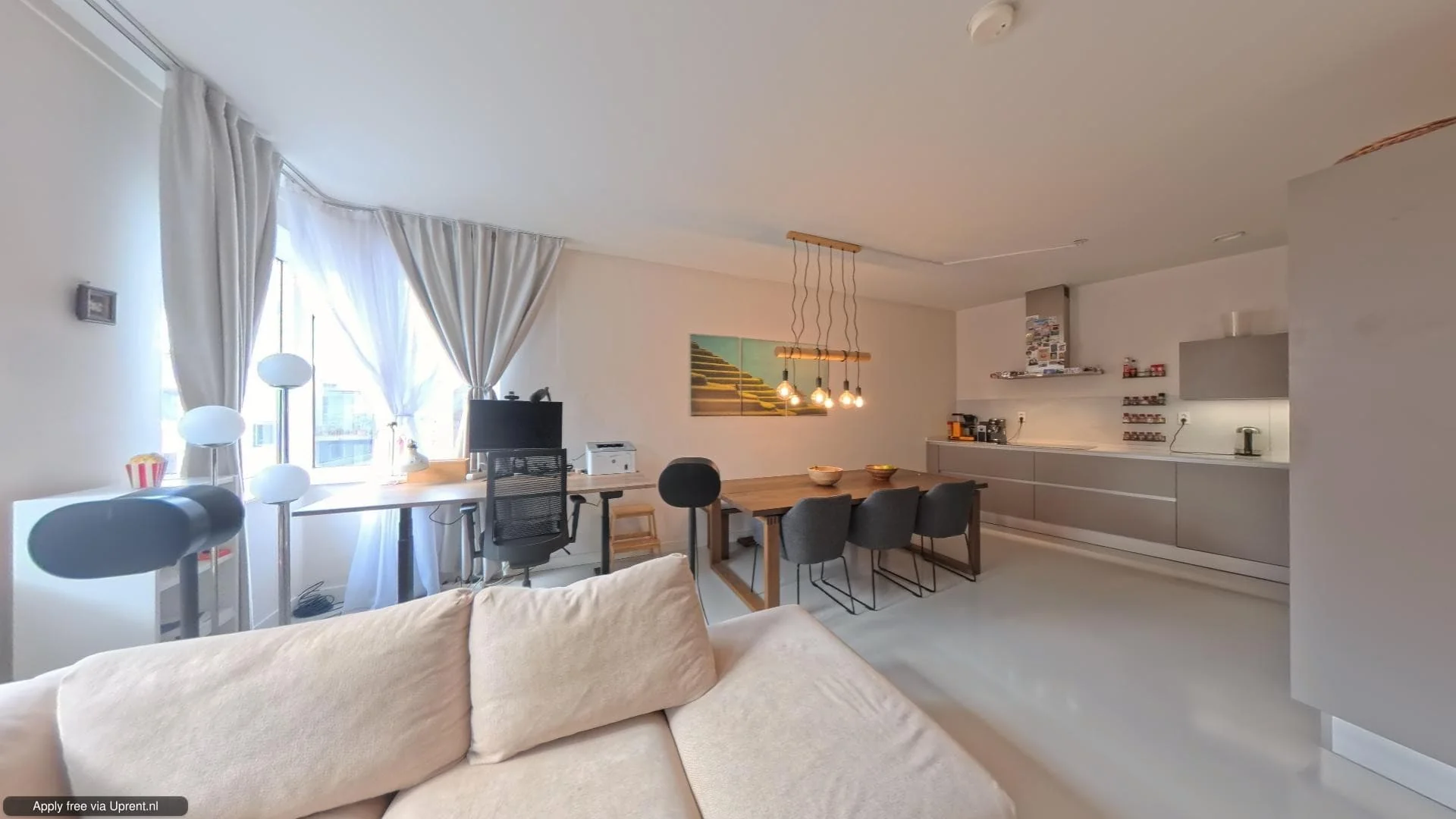 geblurde versie van de foto als achtergrond