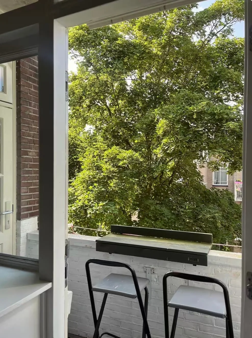 geblurde versie van de foto als achtergrond