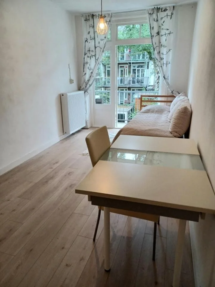 Foto van de Kamer gelegen aan de Postjeskade in Amsterdam
