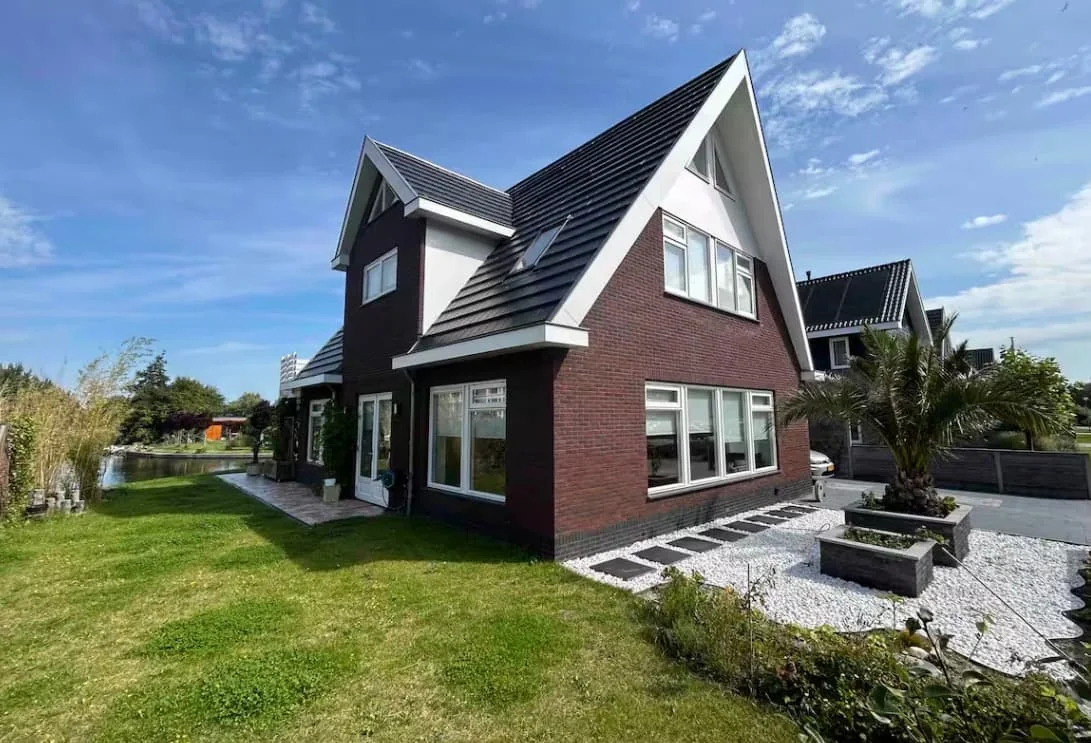 Foto van de Kamer gelegen aan de Voorburggracht in Broek op Langedijk