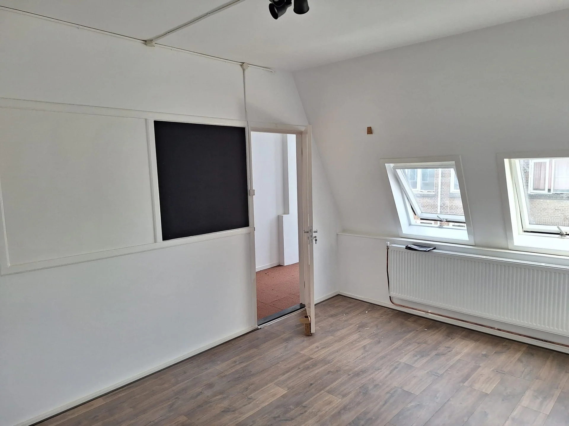 Foto van de Kamer gelegen aan de Van Musschenbroekstraat in Den Haag