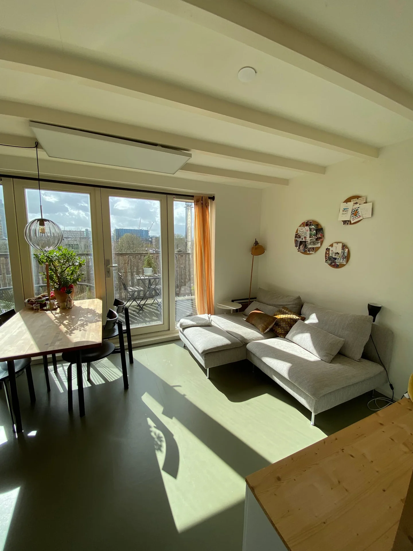 Foto van de Studio gelegen aan de Bessemerstraat in Amsterdam