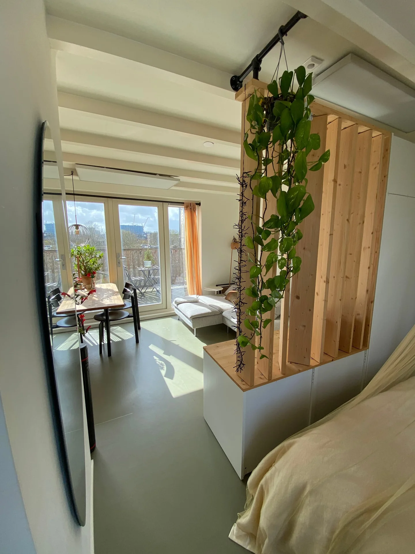 Foto van de Studio gelegen aan de Bessemerstraat in Amsterdam