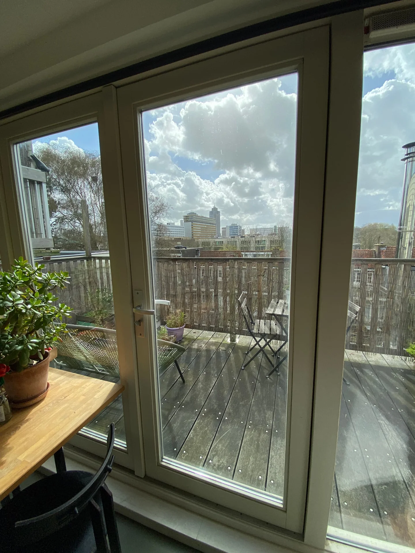 Foto van de Studio gelegen aan de Bessemerstraat in Amsterdam