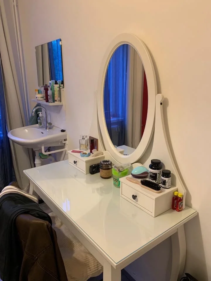 geblurde versie van de foto als achtergrond