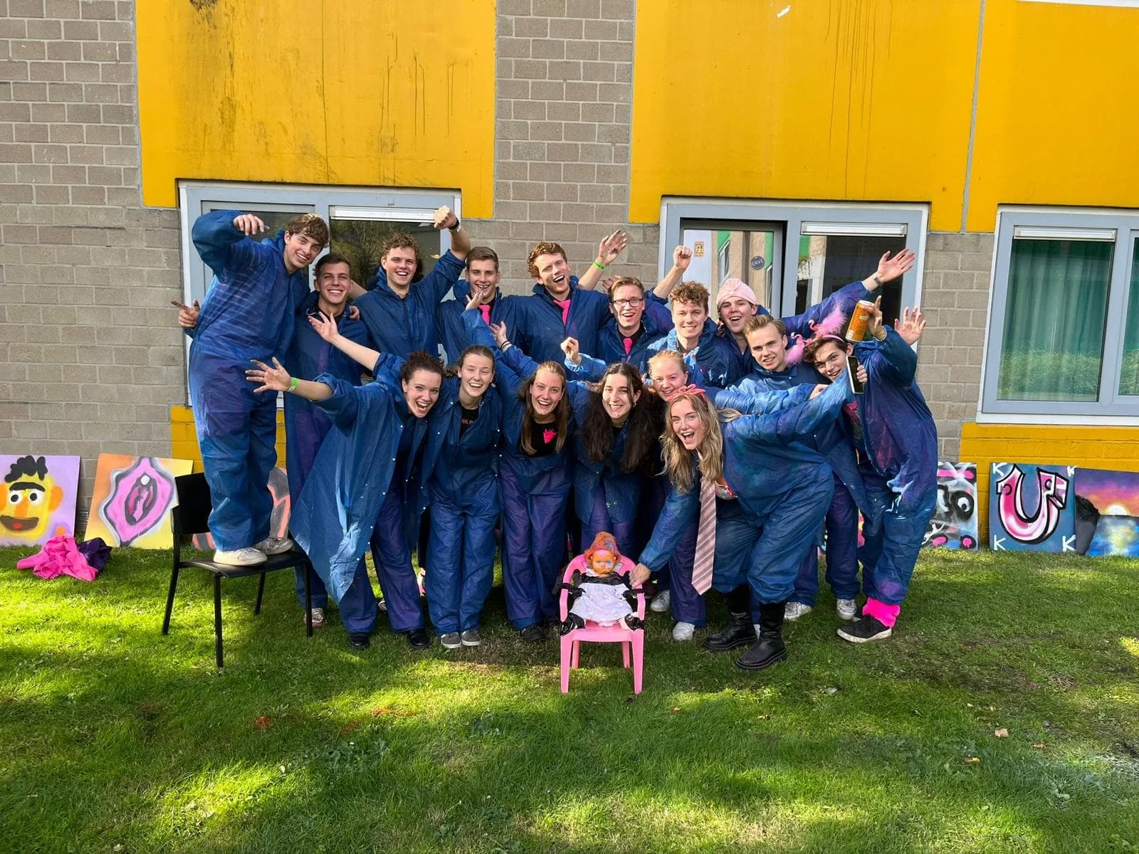 geblurde versie van de foto als achtergrond