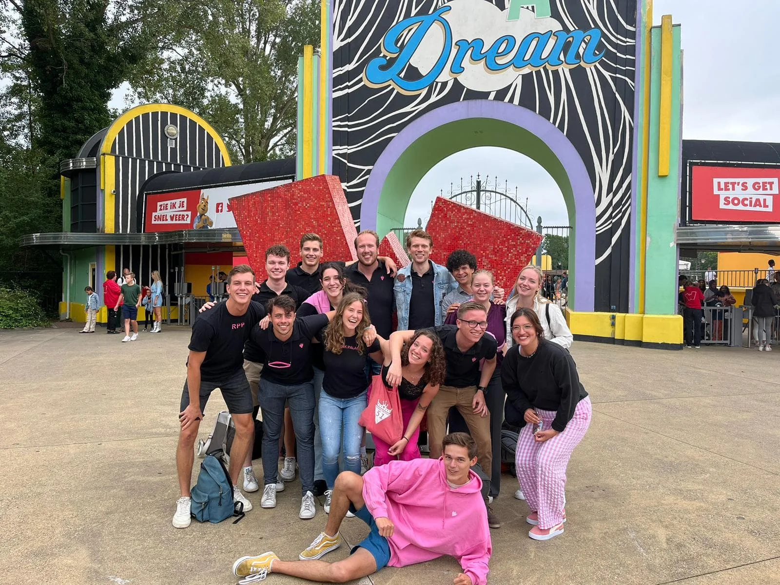 geblurde versie van de foto als achtergrond