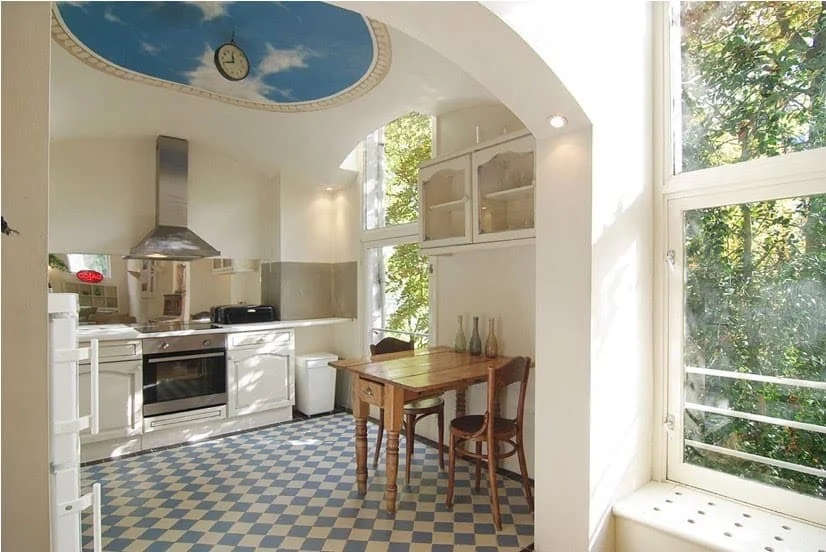 geblurde versie van de foto als achtergrond