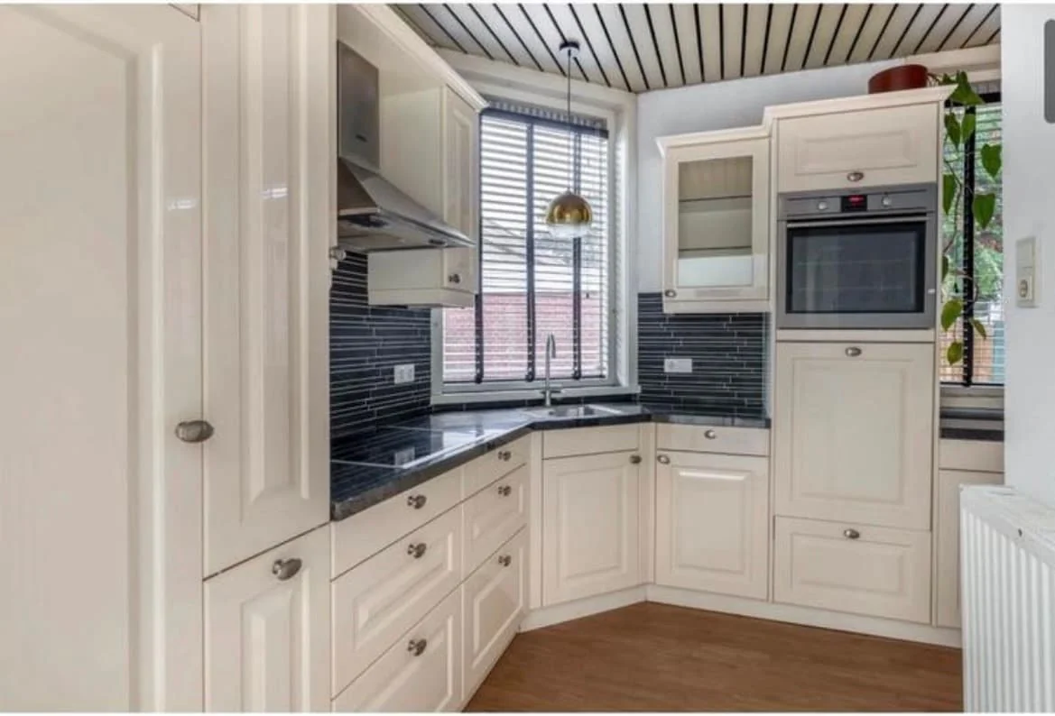 Foto van de Kamer gelegen aan de IJsselmondselaan in Rotterdam