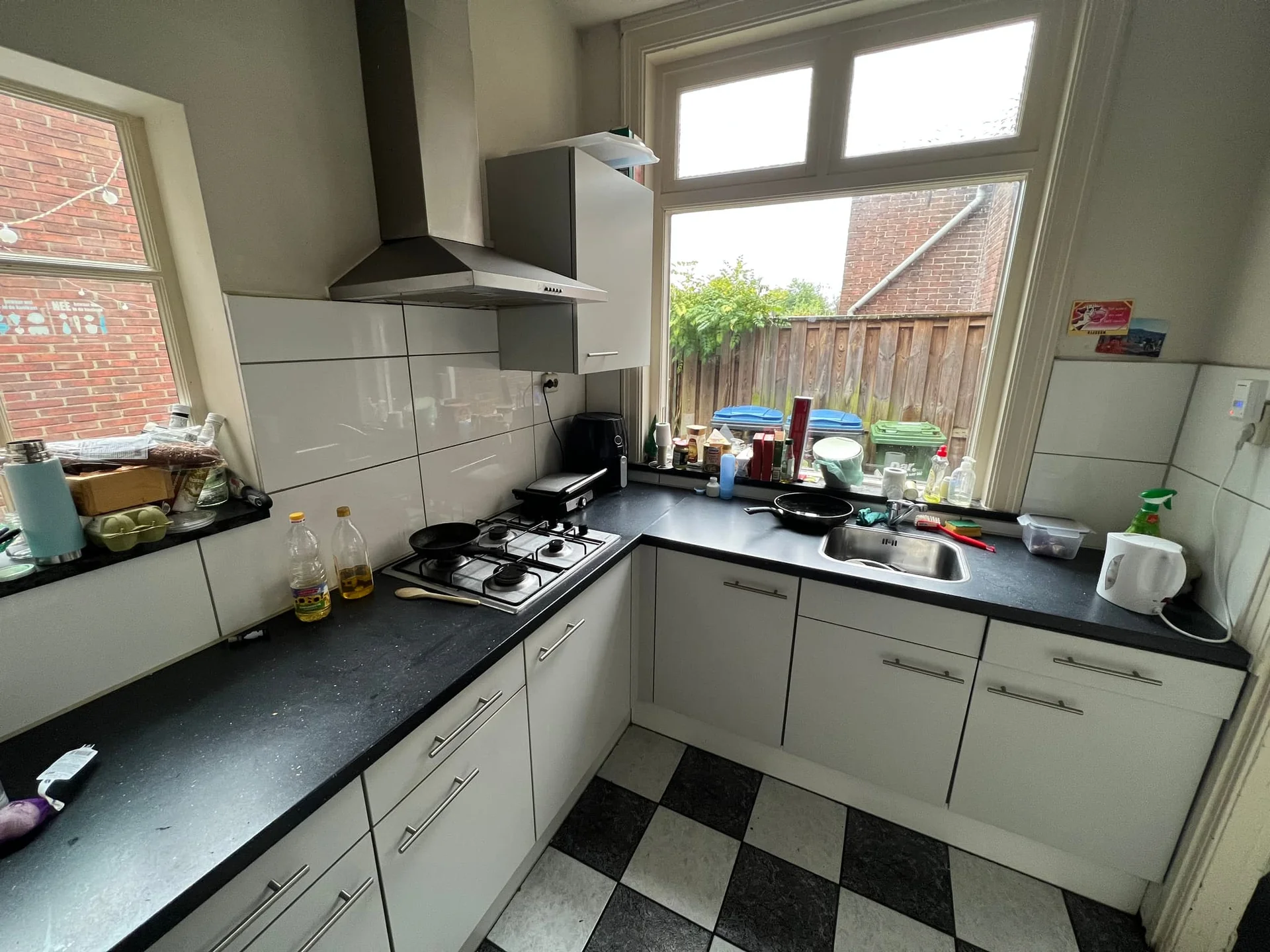 geblurde versie van de foto als achtergrond