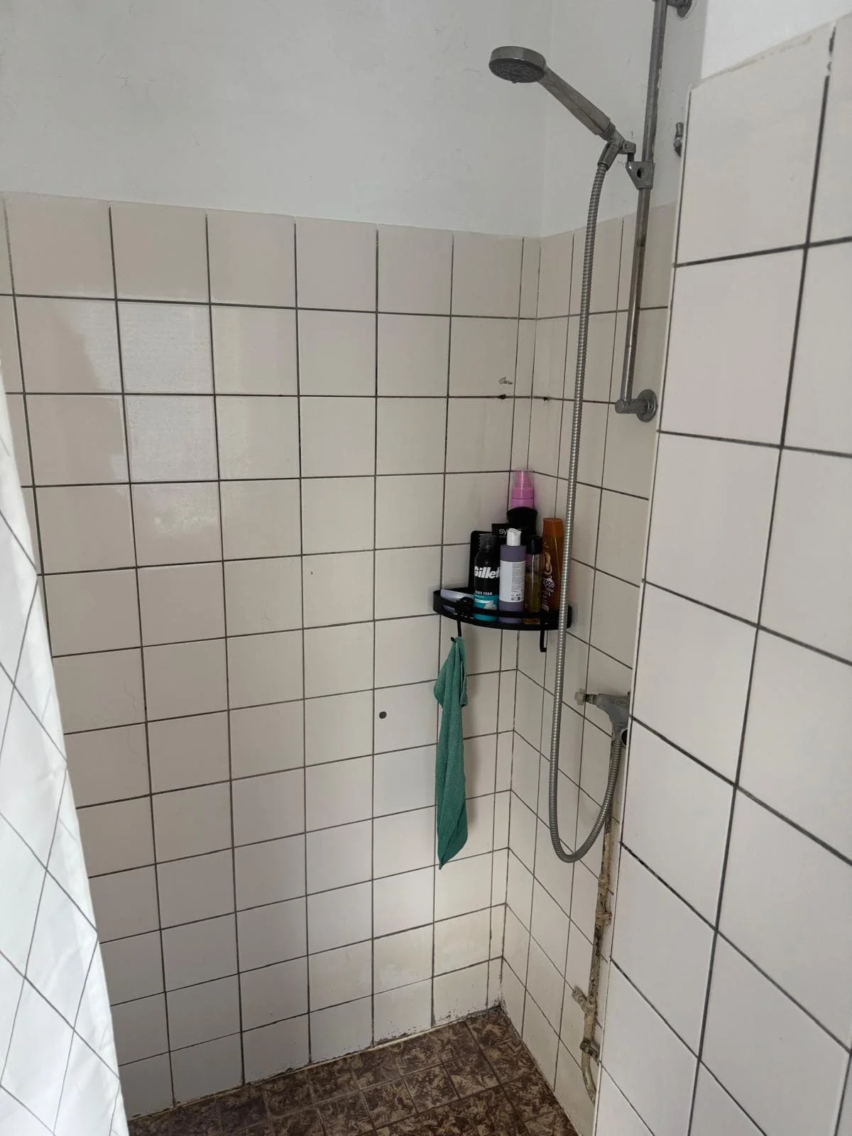 Foto van de Kamer gelegen aan de Van Swinderenstraat in Groningen