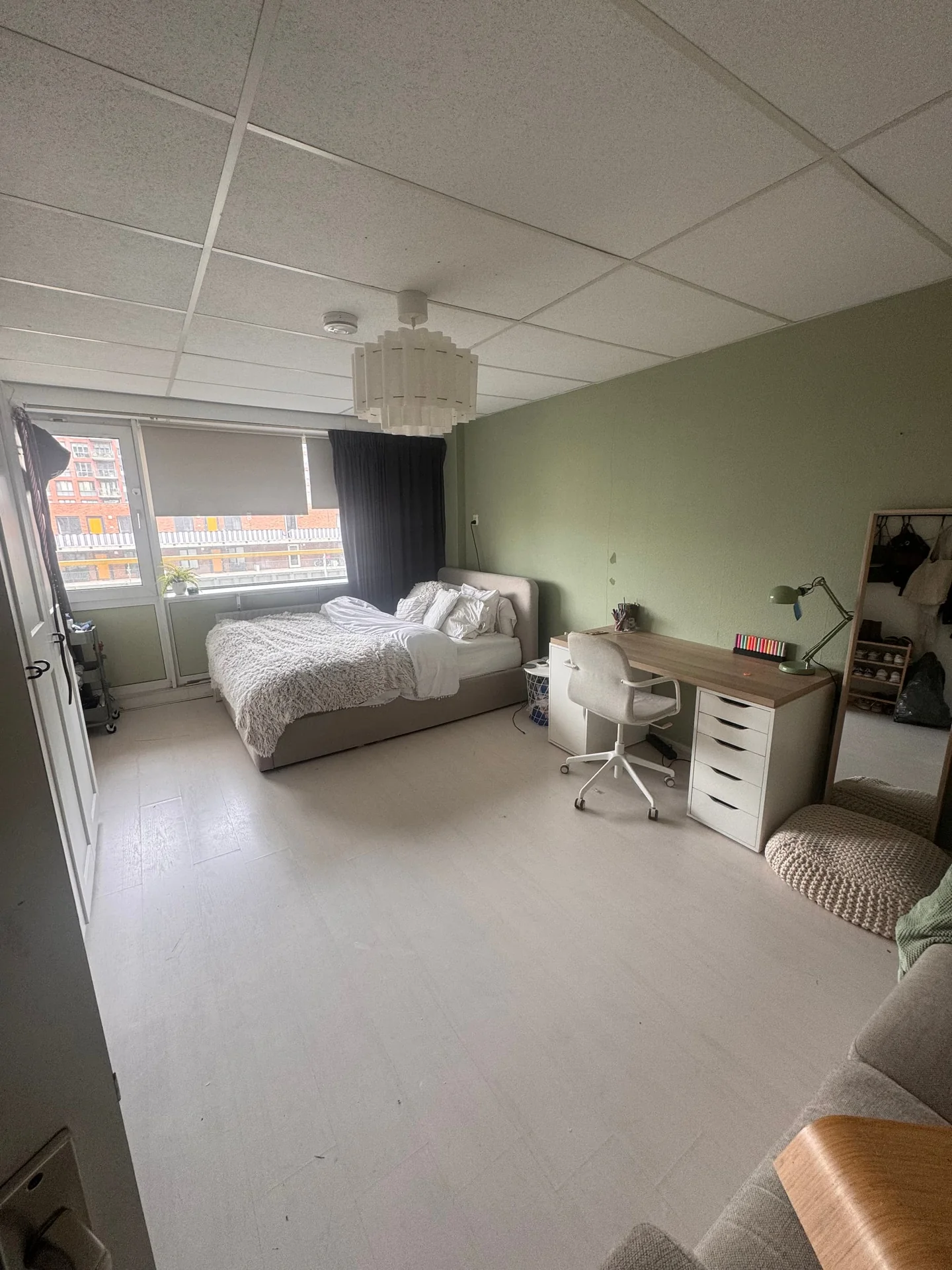 Foto van de Kamer gelegen aan de E. du Perronlaan in Delft