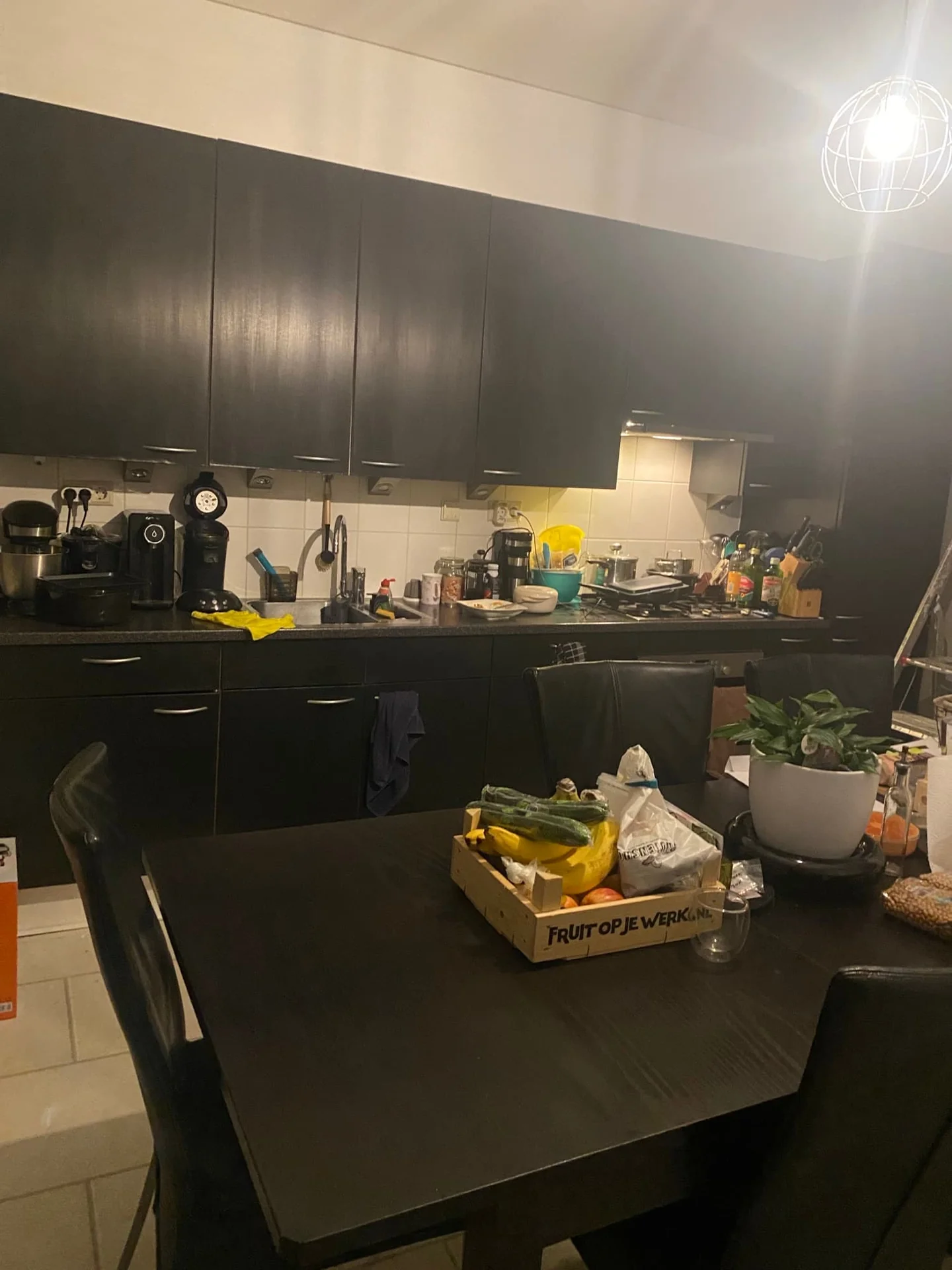 Foto van de Kamer gelegen aan de Bart Poesiatstraat in Amsterdam