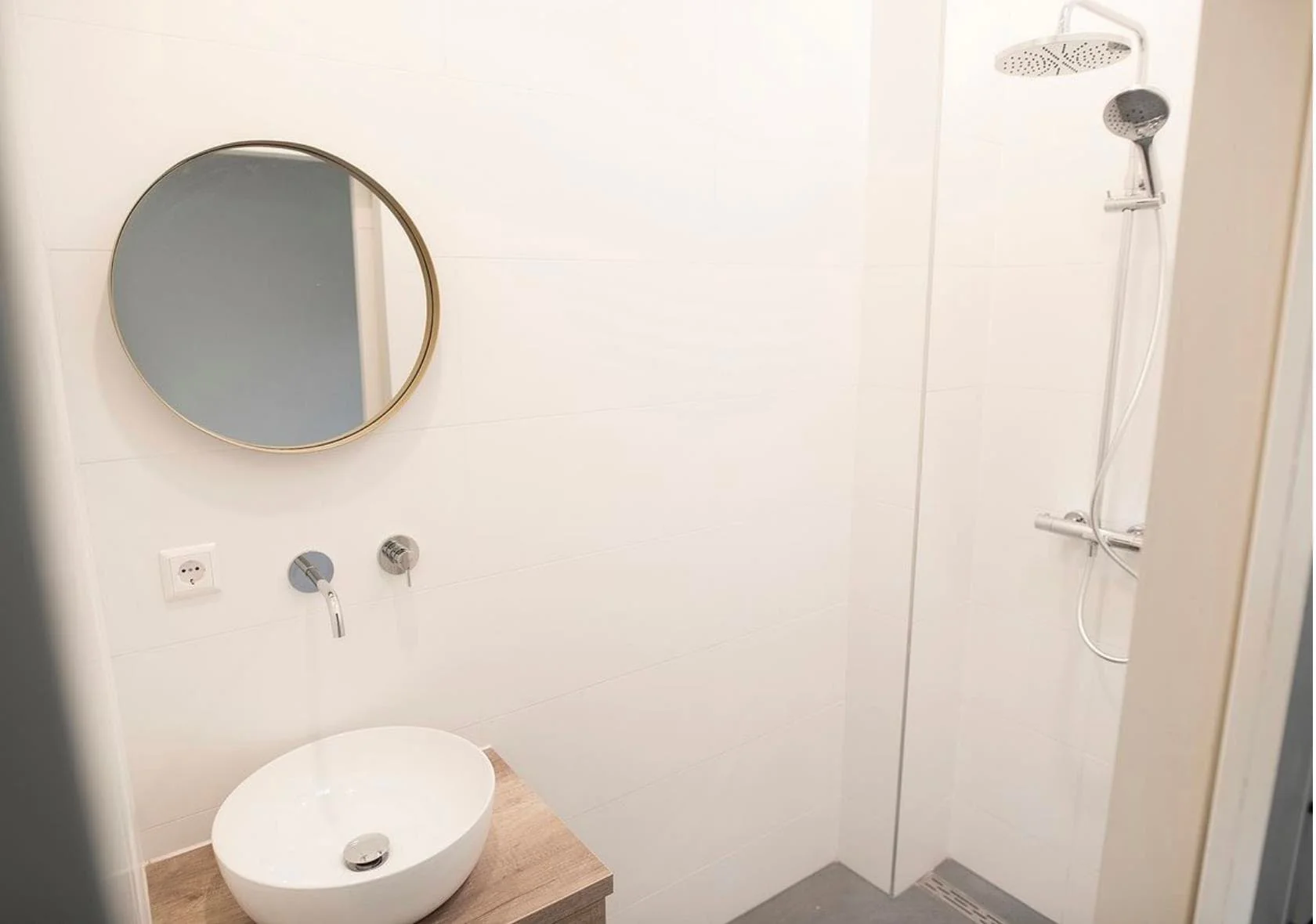 Foto van de Kamer gelegen aan de Laan van Meerdervoort in Den Haag