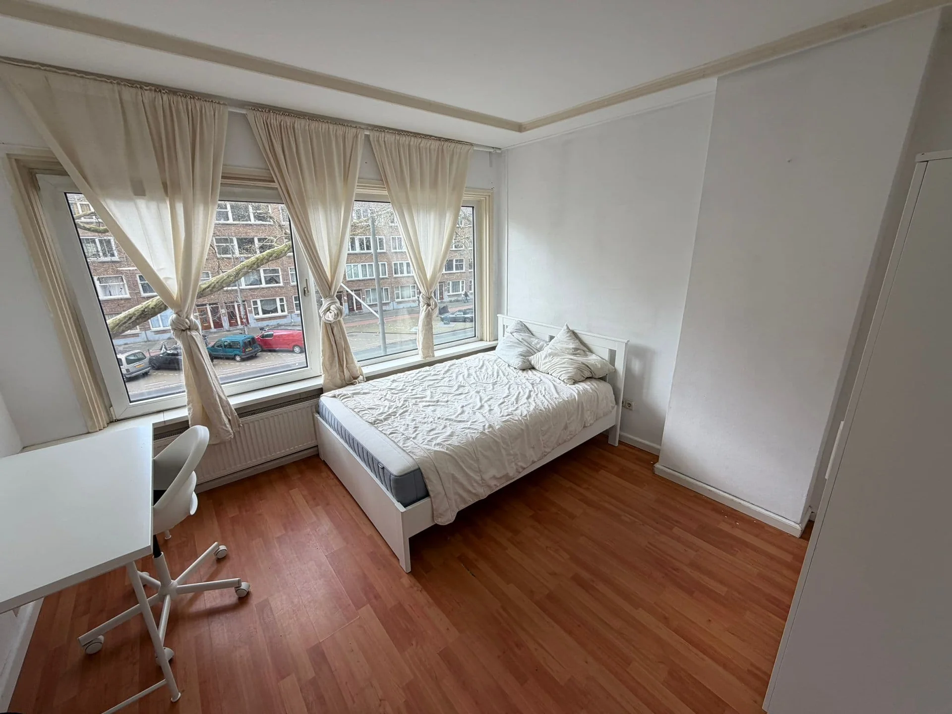 Foto van de Appartement gelegen aan de Dordtselaan in Rotterdam
