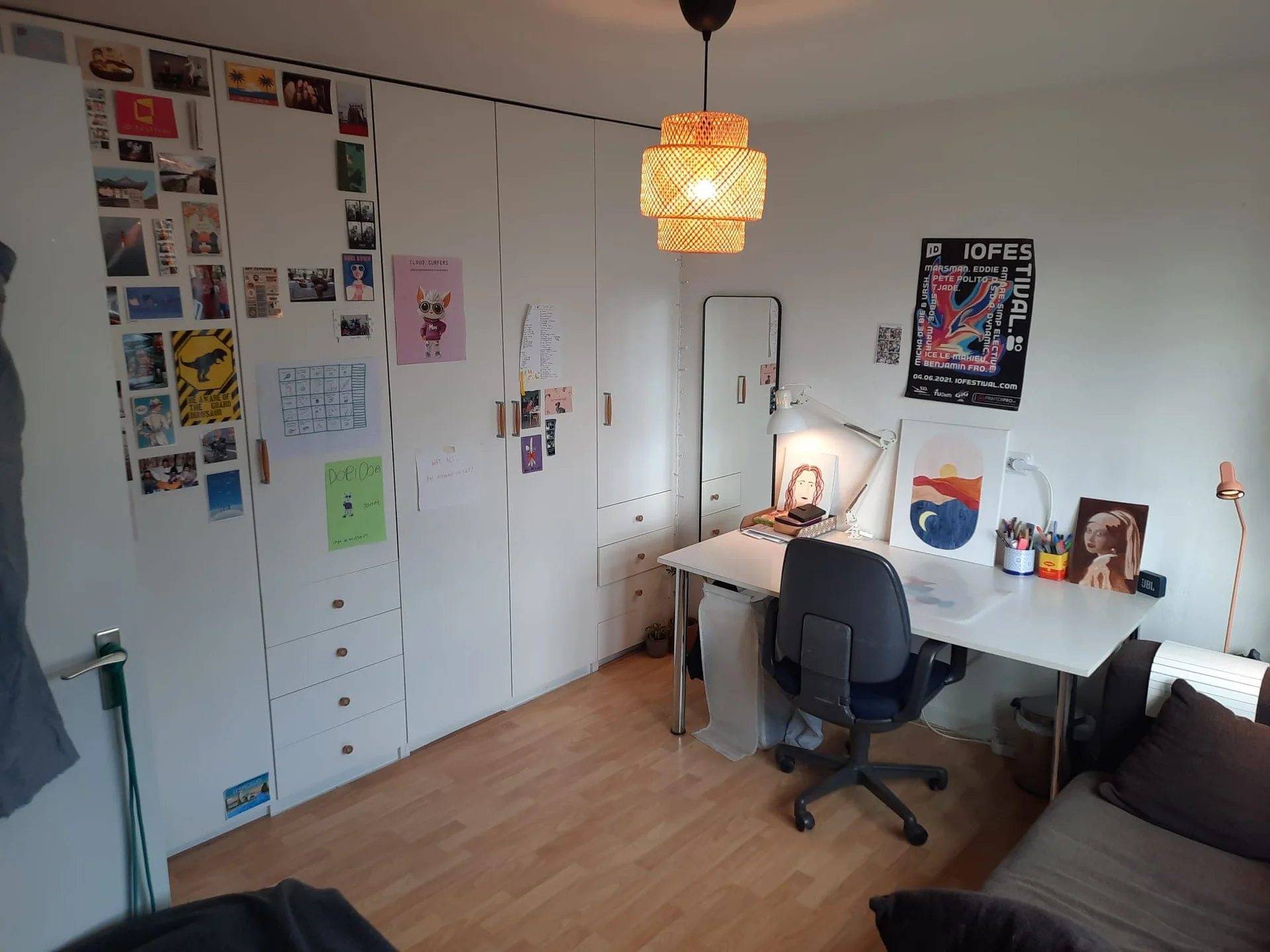 geblurde versie van de foto als achtergrond