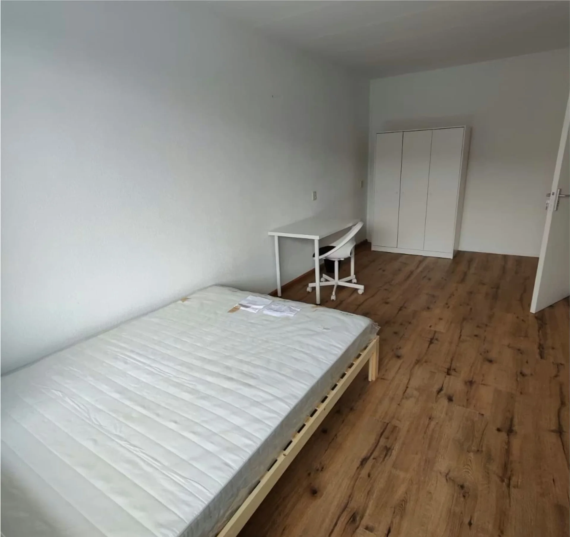 Foto van de Kamer gelegen aan de Kouwenoord in Rotterdam