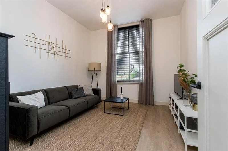 geblurde versie van de foto als achtergrond