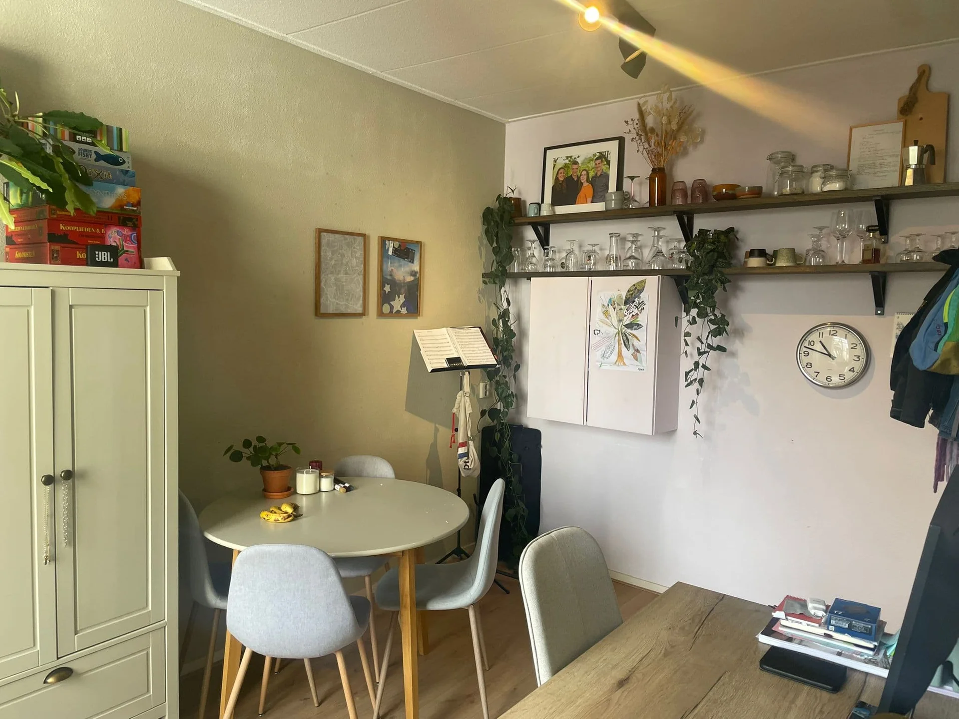 geblurde versie van de foto als achtergrond