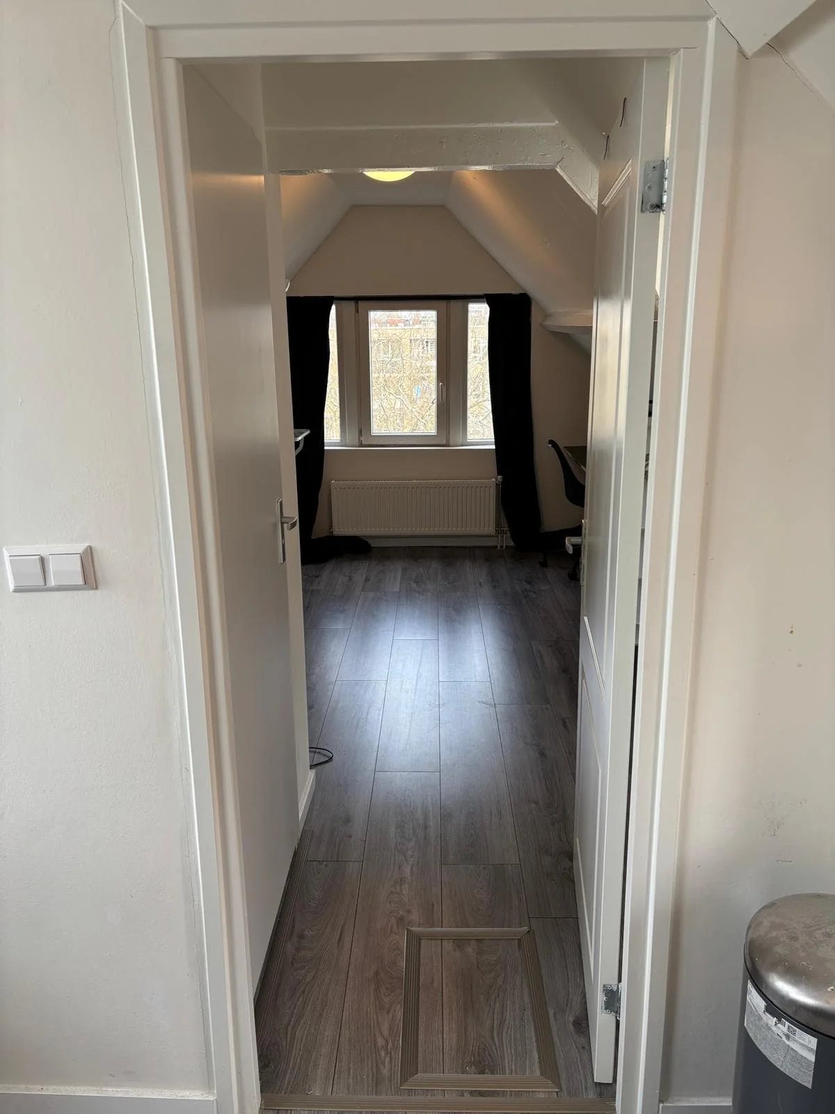 Foto van de Kamer gelegen aan de Woelwijkstraat in Rotterdam