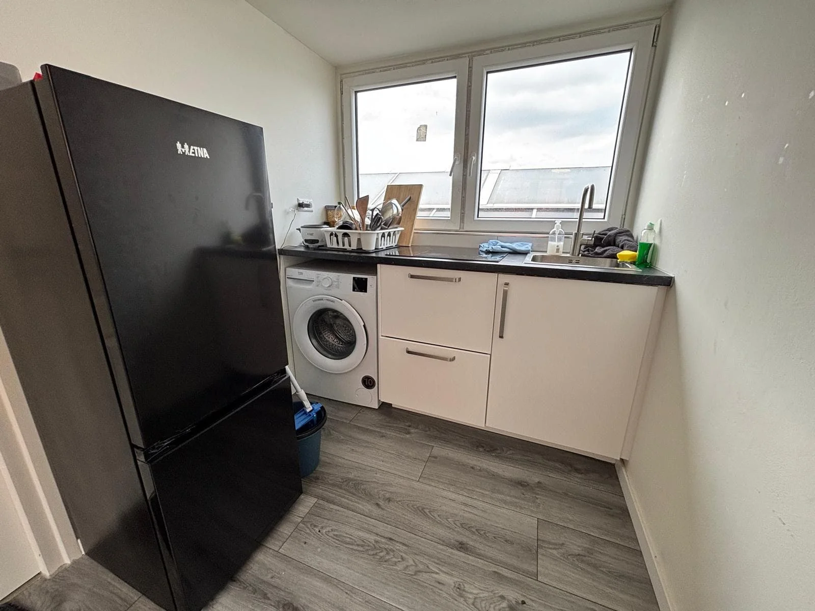 Foto van de Kamer gelegen aan de Woelwijkstraat in Rotterdam