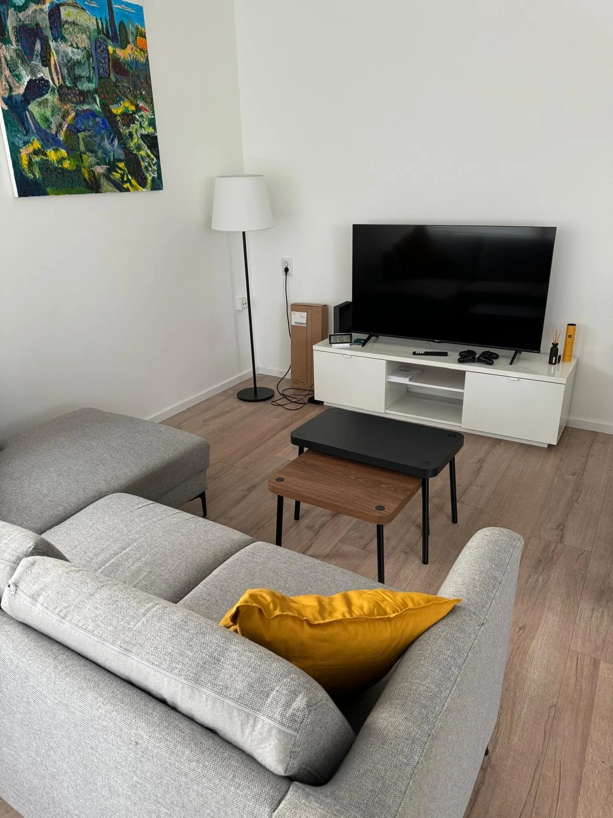 geblurde versie van de foto als achtergrond