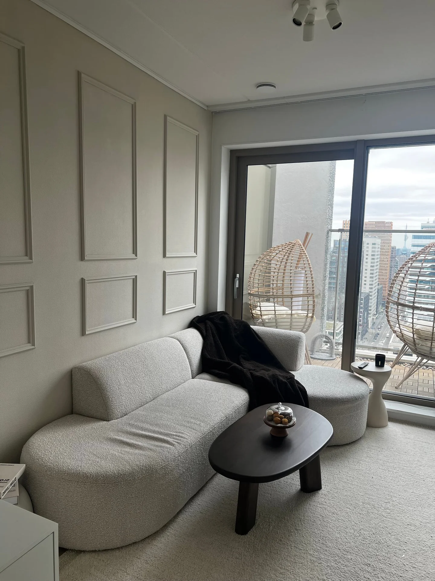 geblurde versie van de foto als achtergrond