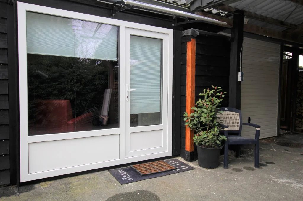 geblurde versie van de foto als achtergrond