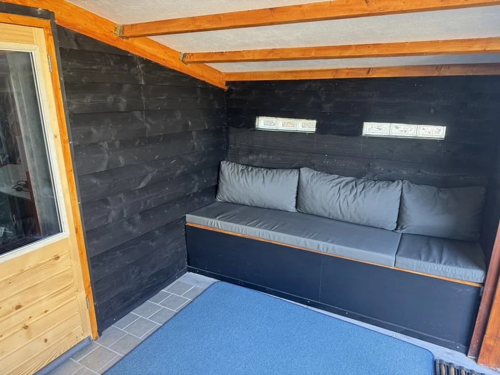 geblurde versie van de foto als achtergrond