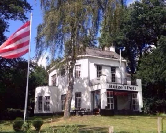 Foto van de Kamer gelegen aan de Oldenzaalsestraat in Enschede