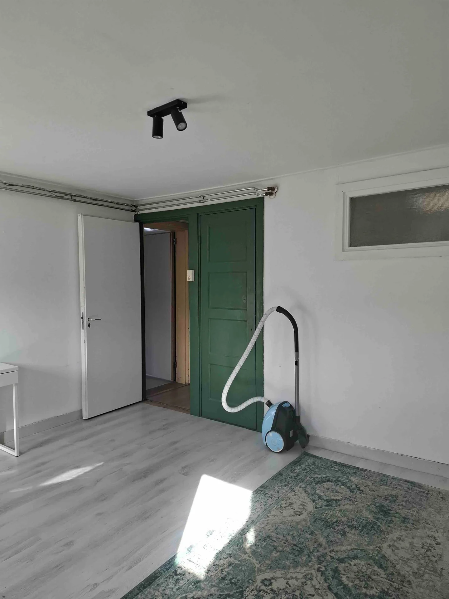 Foto van de Kamer gelegen aan de Roerstraat in Amsterdam