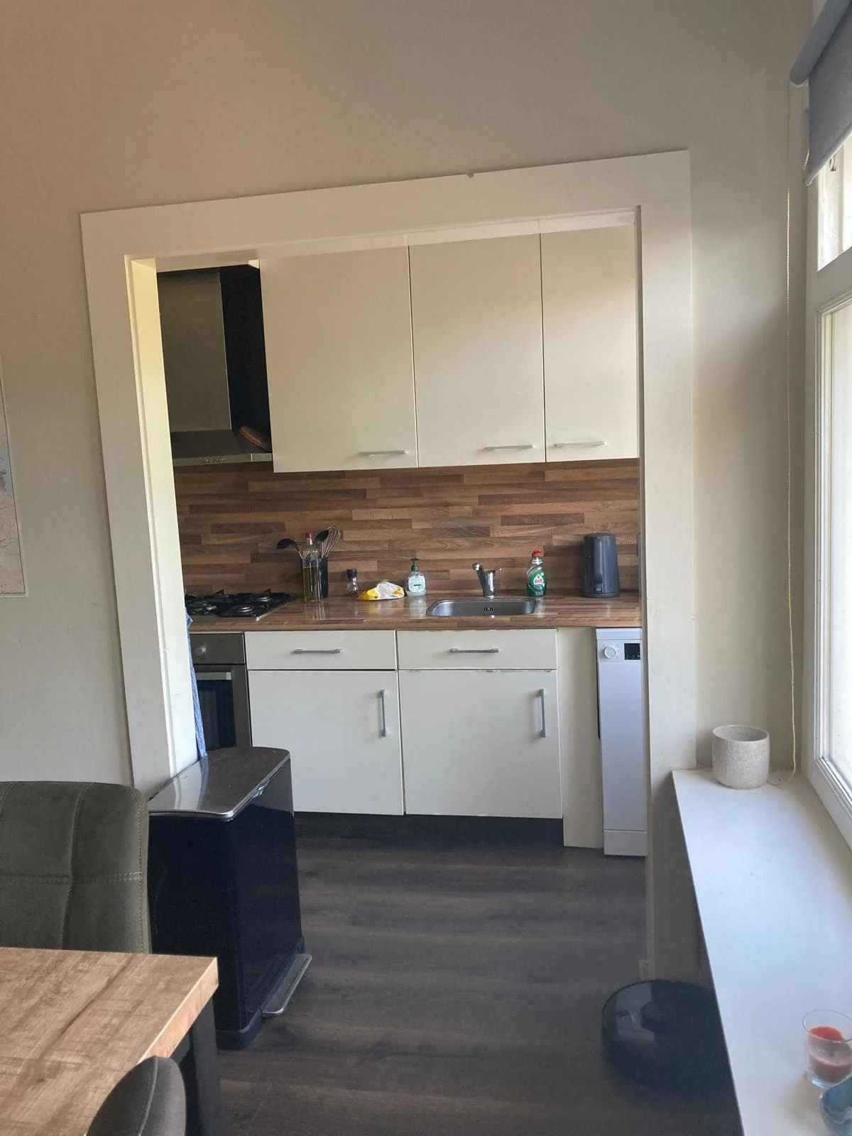 geblurde versie van de foto als achtergrond