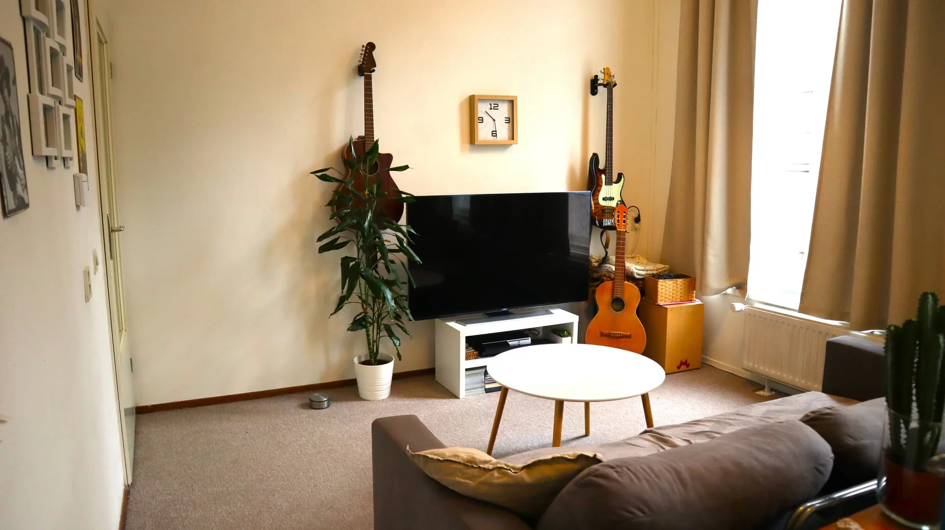 geblurde versie van de foto als achtergrond