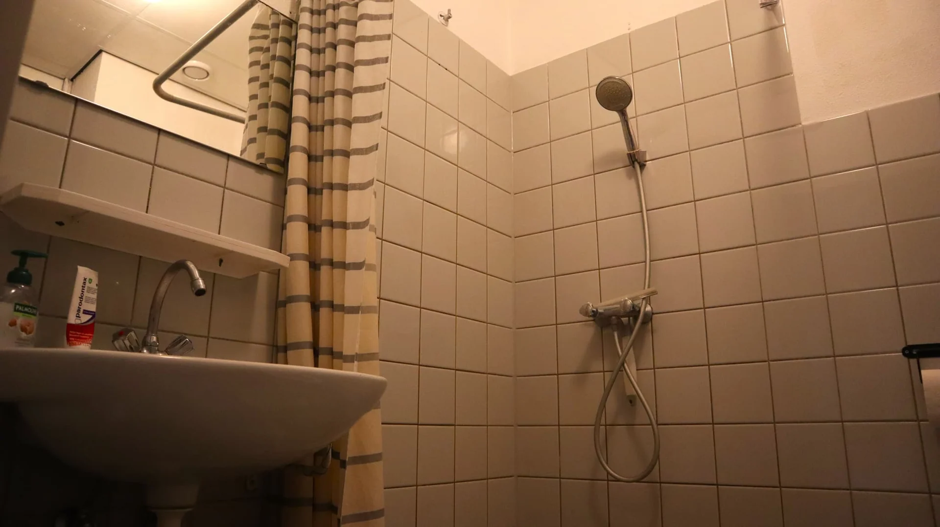 Foto van de Studio gelegen aan de Kazernestraat in Den Haag