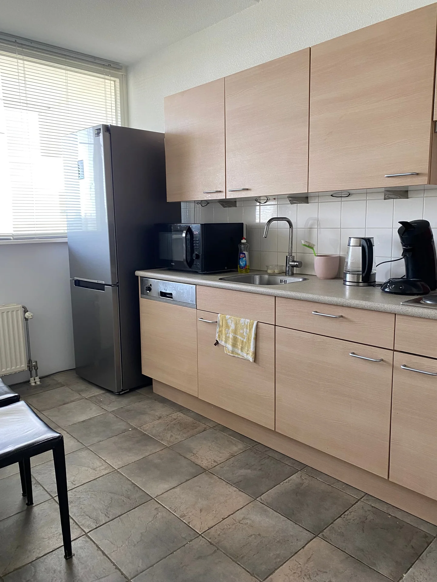 geblurde versie van de foto als achtergrond