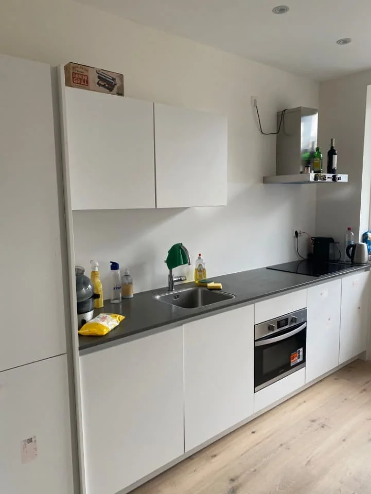 geblurde versie van de foto als achtergrond