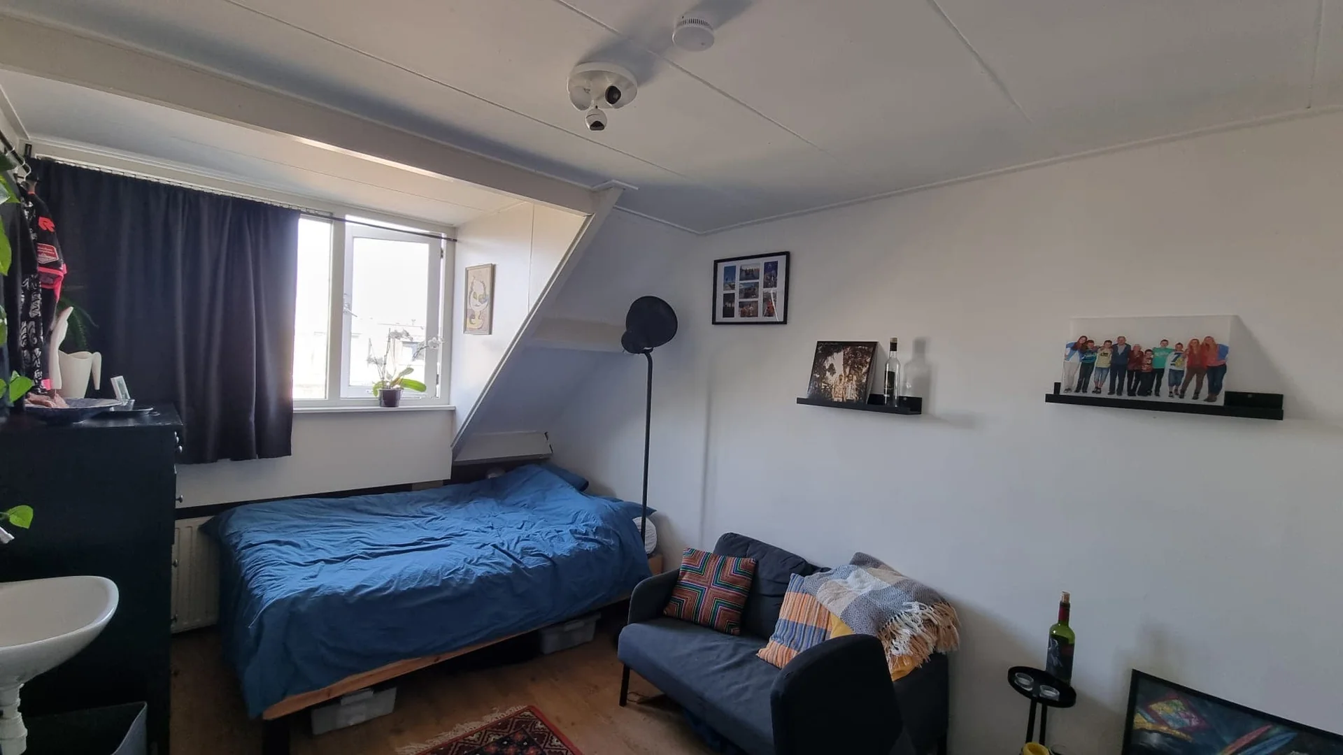 Foto van de Kamer gelegen aan de Marnixstraat in Leiden