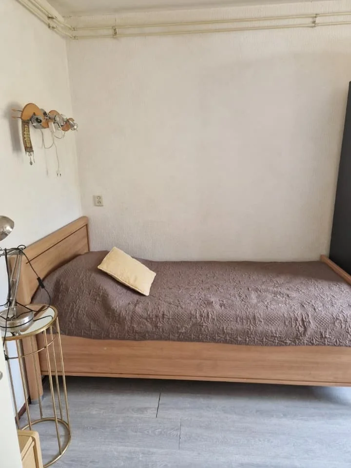 Foto van de Kamer gelegen aan de Overleg in Amsterdam