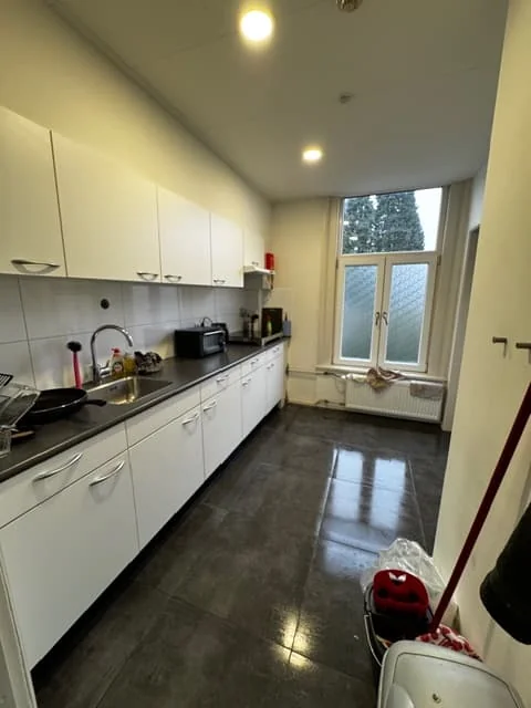 geblurde versie van de foto als achtergrond