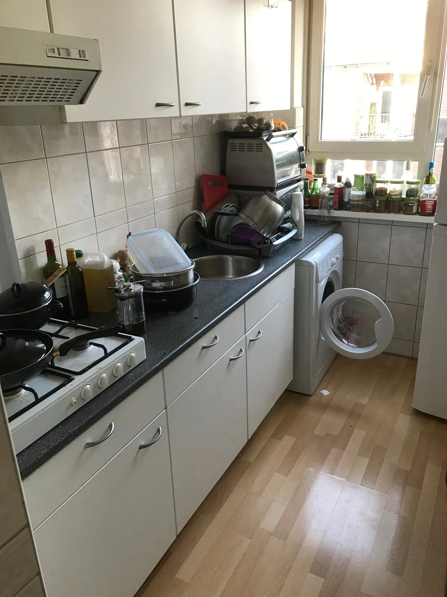 Foto van de Kamer gelegen aan de Schilderstraat in Rotterdam