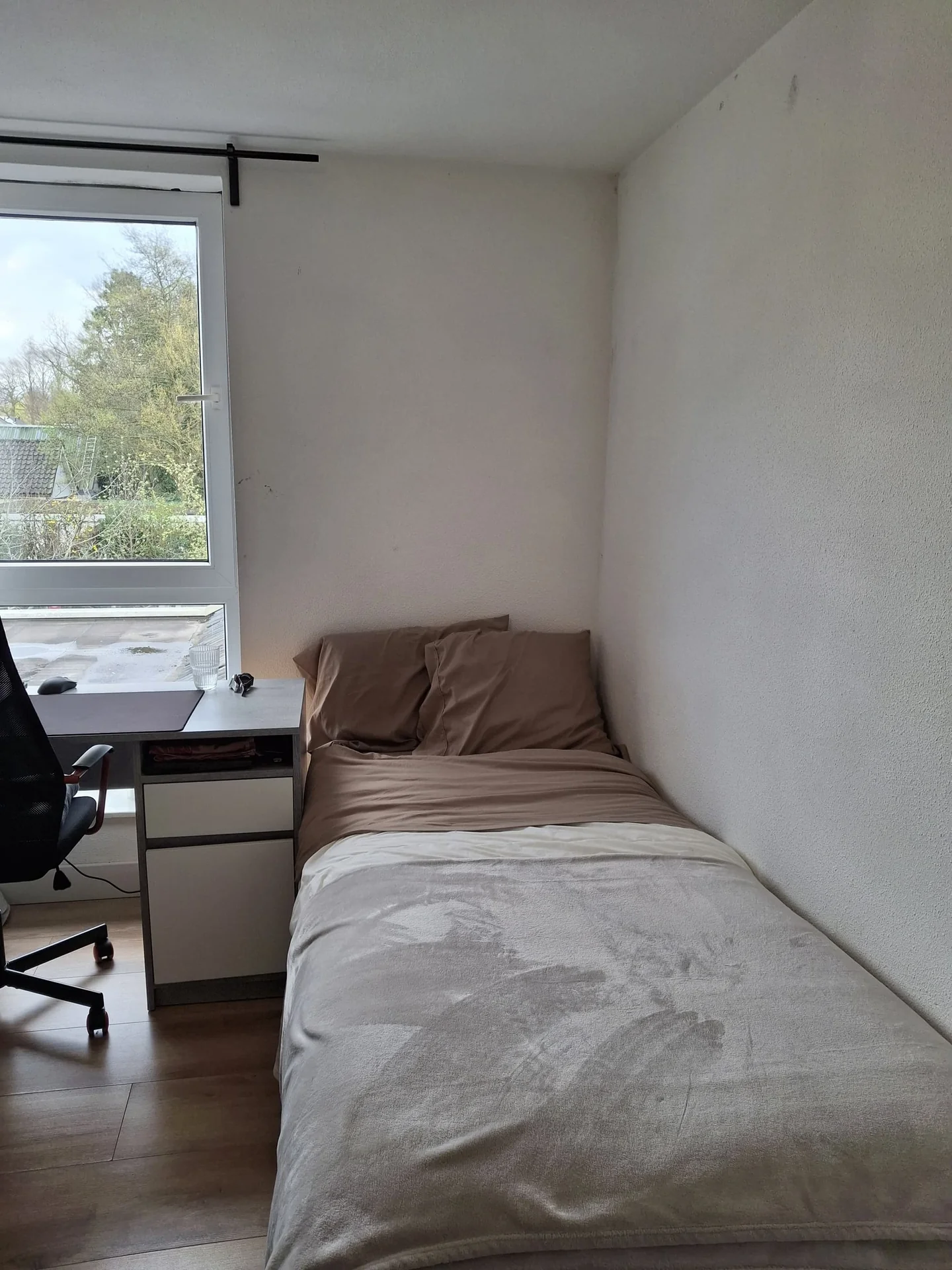 Foto van de Kamer gelegen aan de Oostveenweg in Enschede