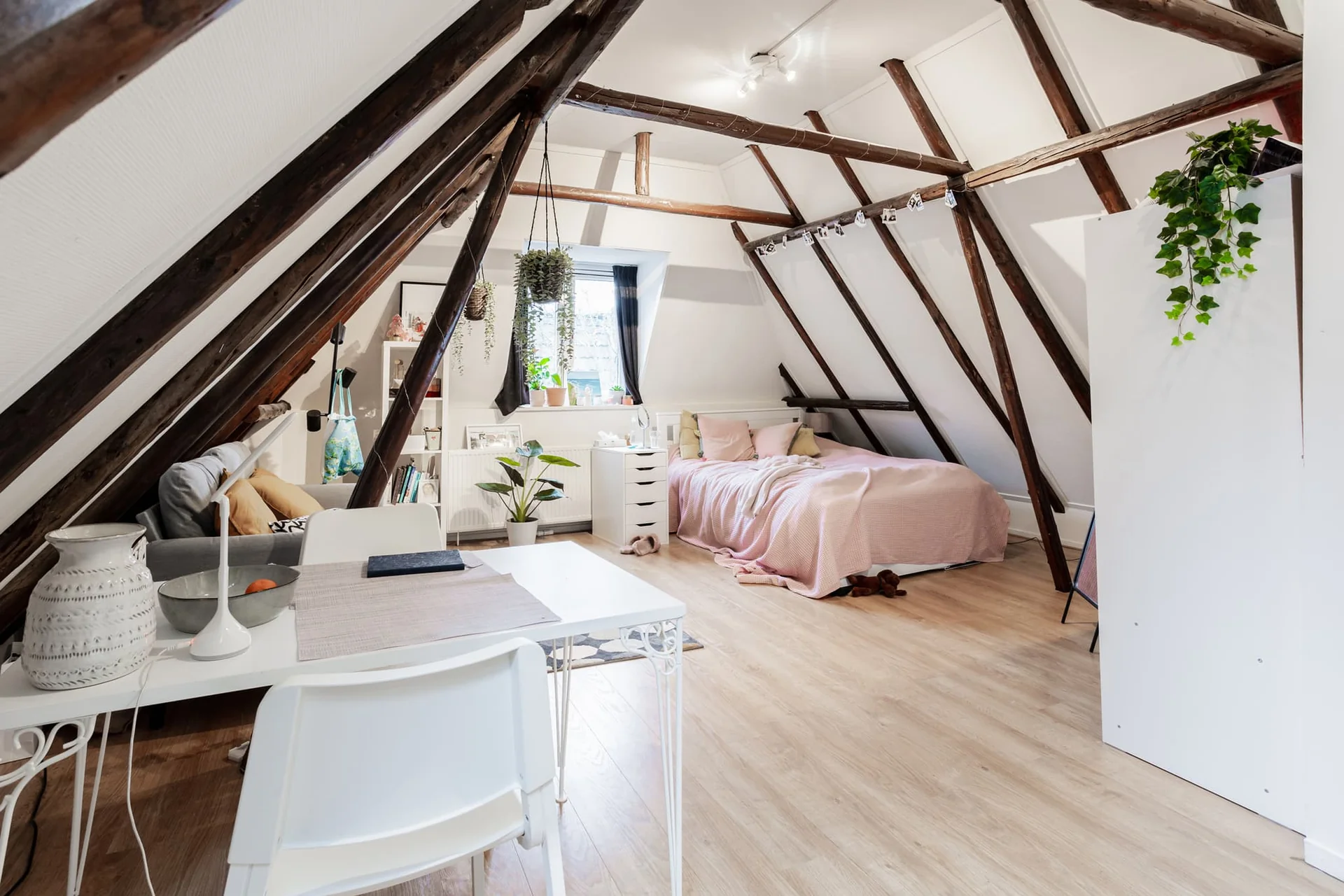 Foto van de Kamer gelegen aan de Bloemstraat in Groningen