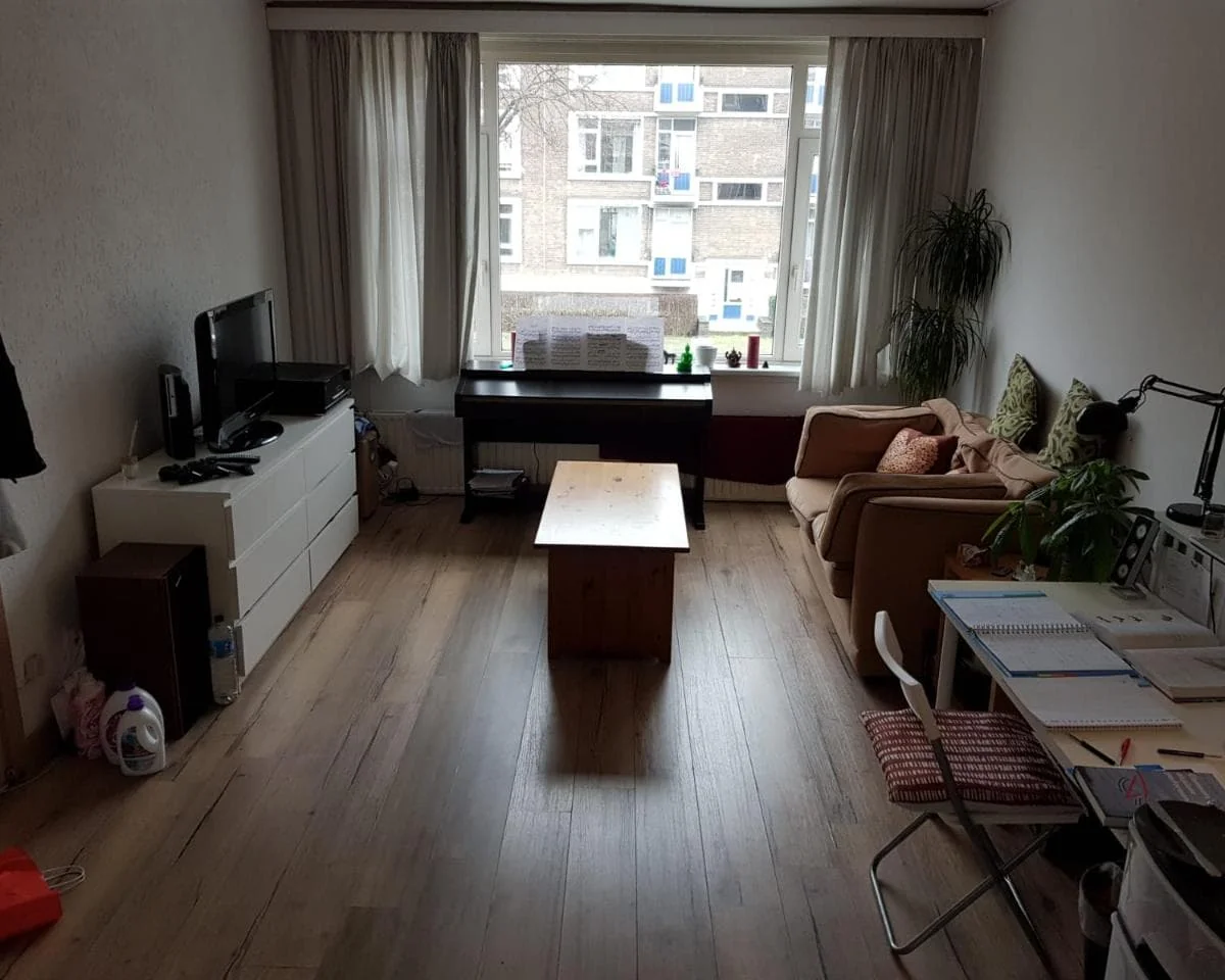 geblurde versie van de foto als achtergrond