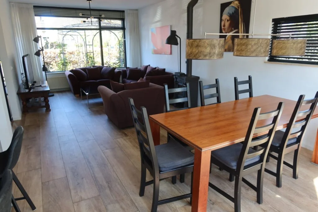 geblurde versie van de foto als achtergrond