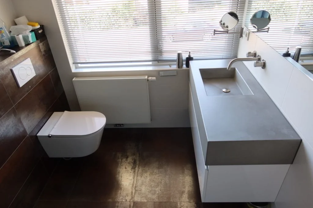 geblurde versie van de foto als achtergrond