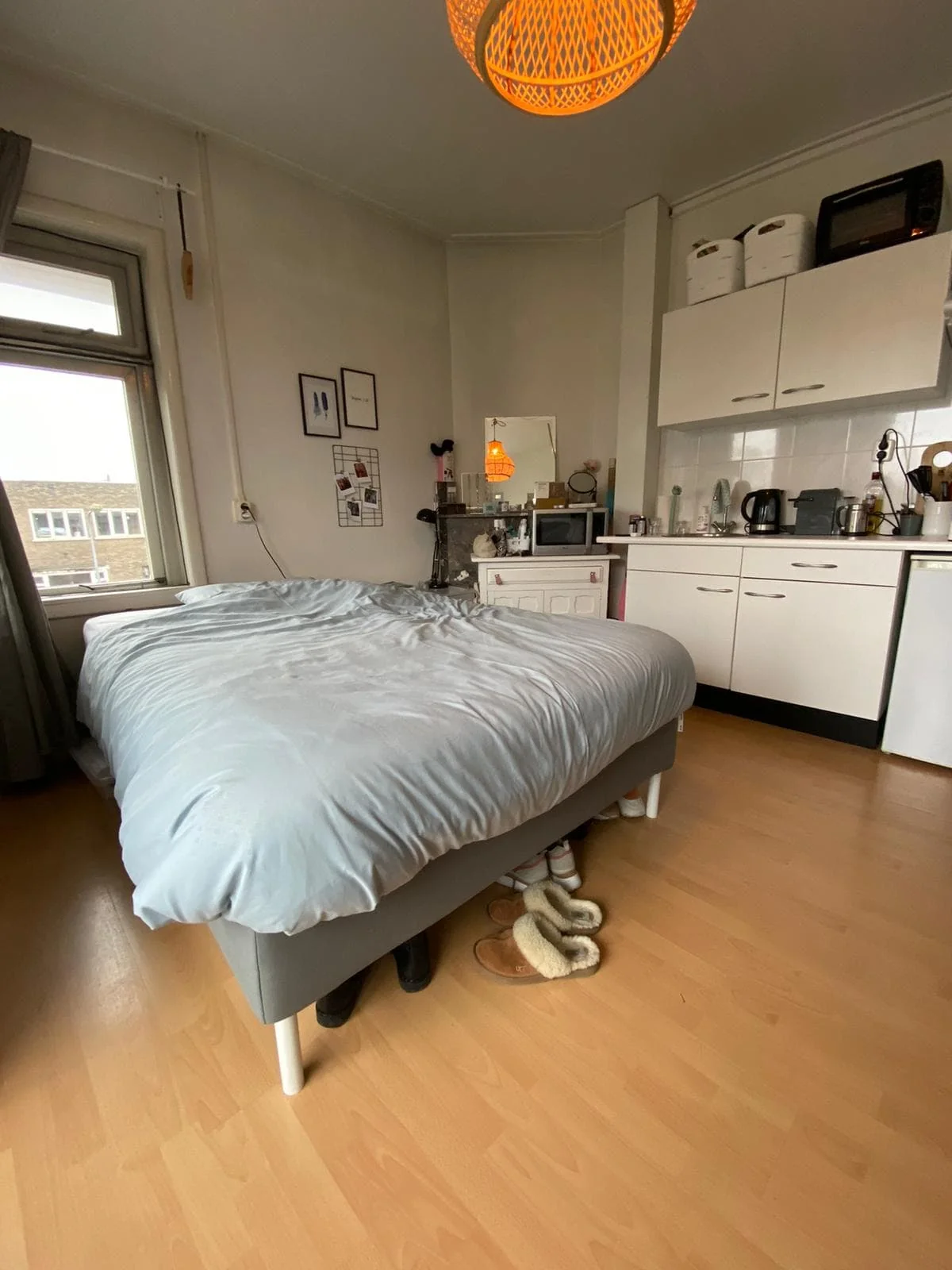 geblurde versie van de foto als achtergrond